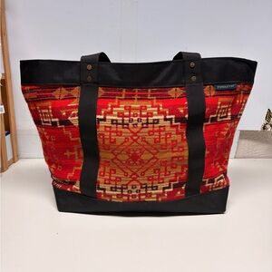 Pendleton wool zip tote bag